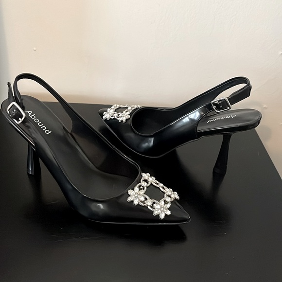 ABOUND RUBBY JEWELED SLINGBACK PUMP - Picture 2 of 4